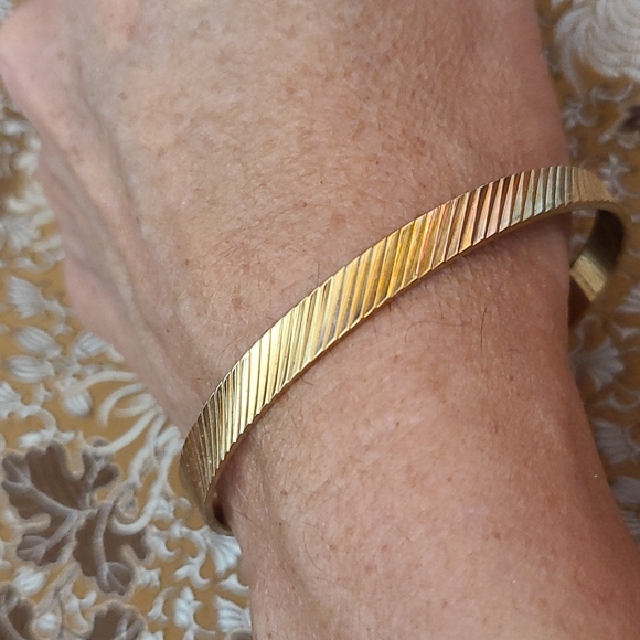 Costume Bangle Set - Picture 7 of 13